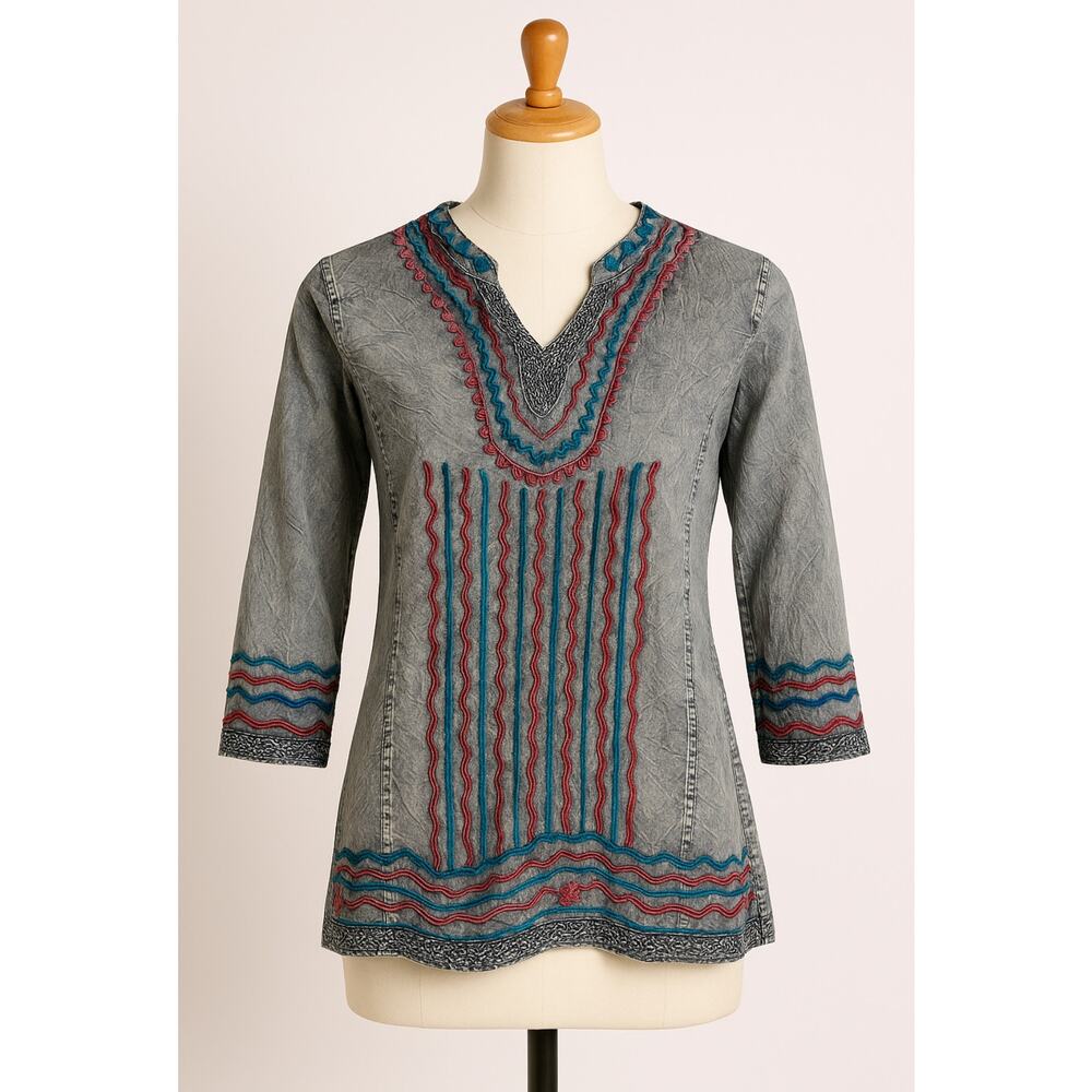 Parsley & Sage Crinkle Embroidered Boho Tunic Top Gray Multicolor Trim Size M